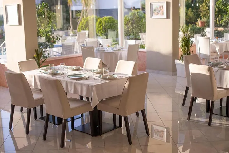 Oasis Hotel - slika 4