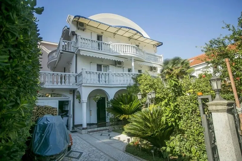 Petrova Apartmani