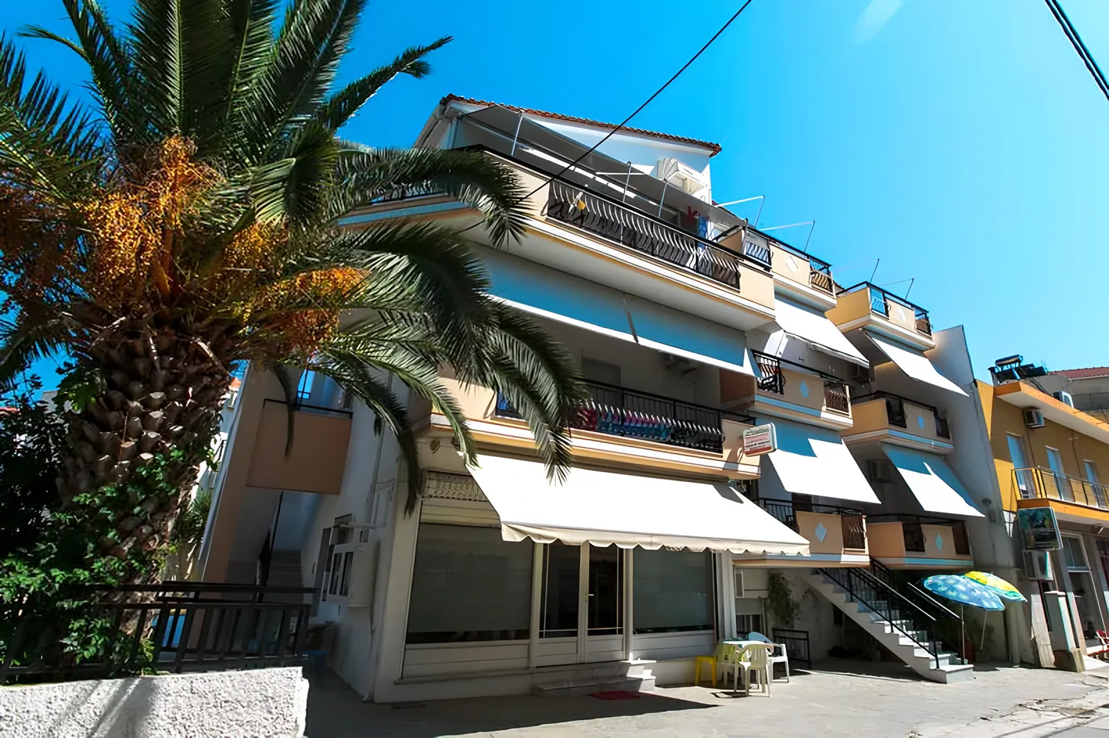 Vila Toula, Tasos