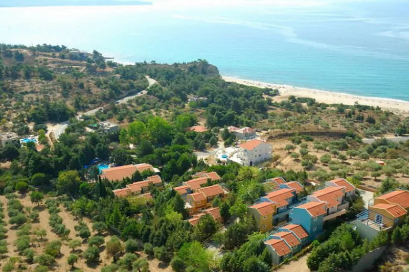 Zoe (Ex Trypiti Hotel & Suites)
