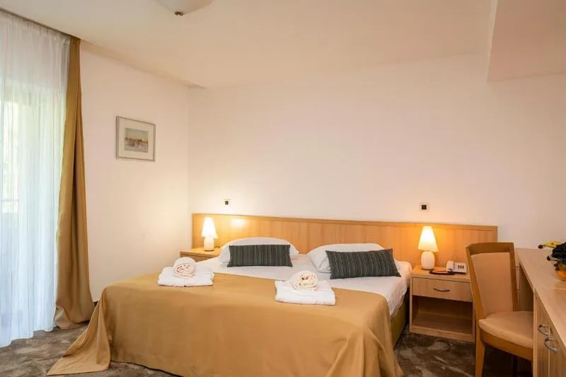 Istra - Poreč - Leto 2026. - Hrvatska - Hotel Flores 4* - slika 5