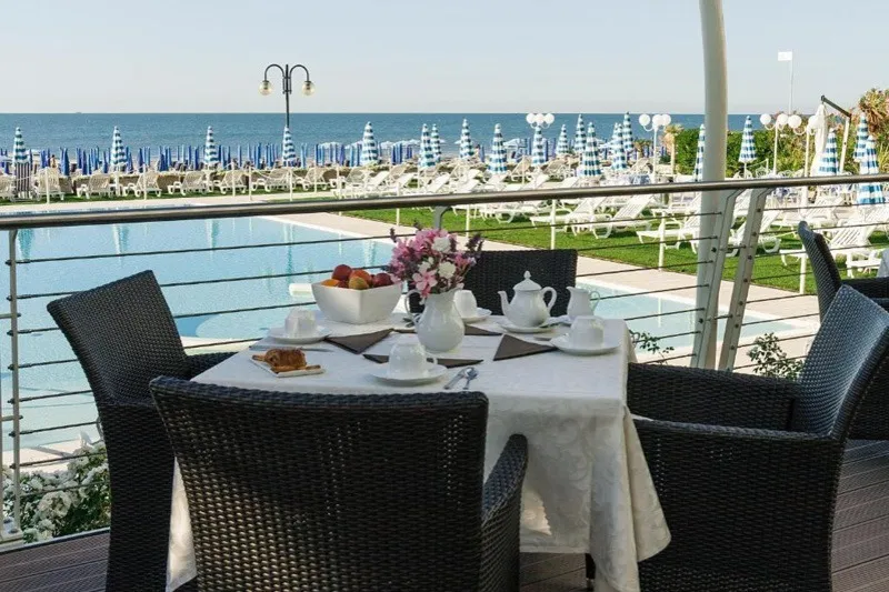 Le Soleil Hotel - slika 3