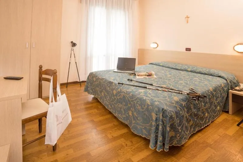 Trevi Hotel - slika 2