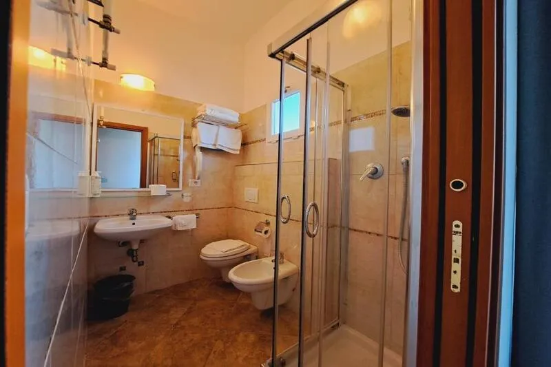 Butterfly Hotel - slika 4
