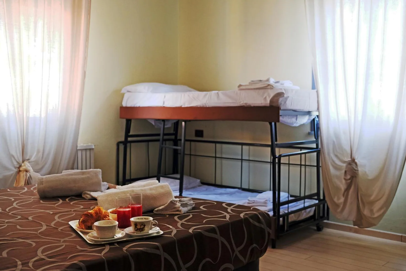 Soba sa spratnim krevetom i doručkom · Hotel Canasta, Viserba