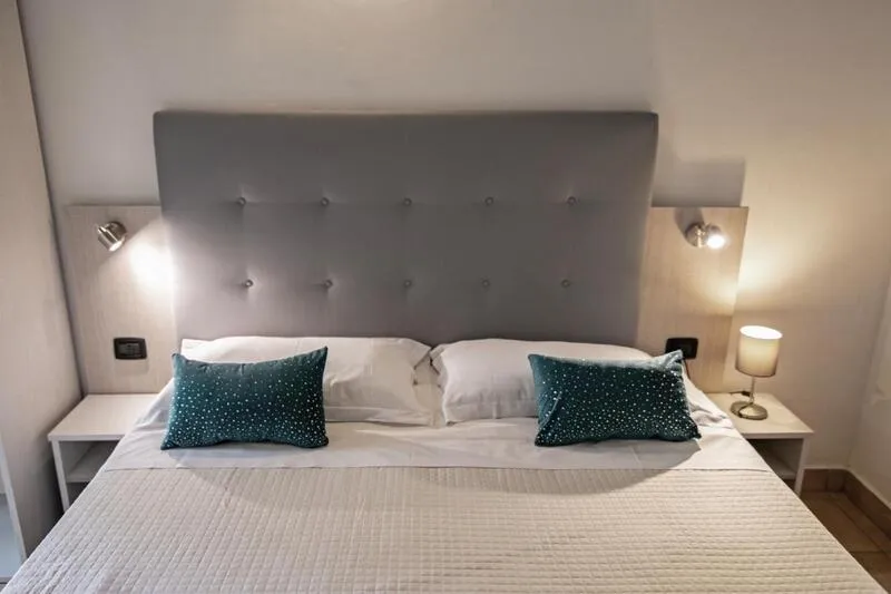 Noah Beach Hotel - slika 4