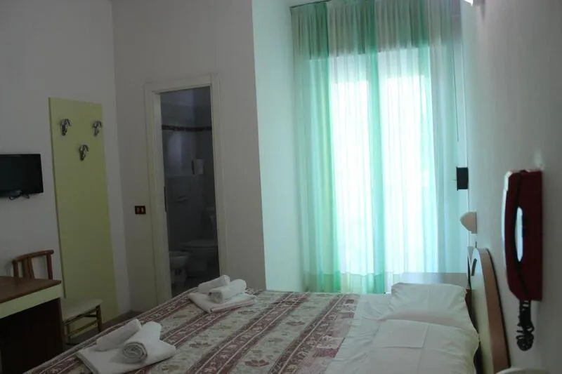 Santini Hotel - slika 3