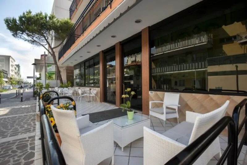 Scarlet Hotel - slika 3