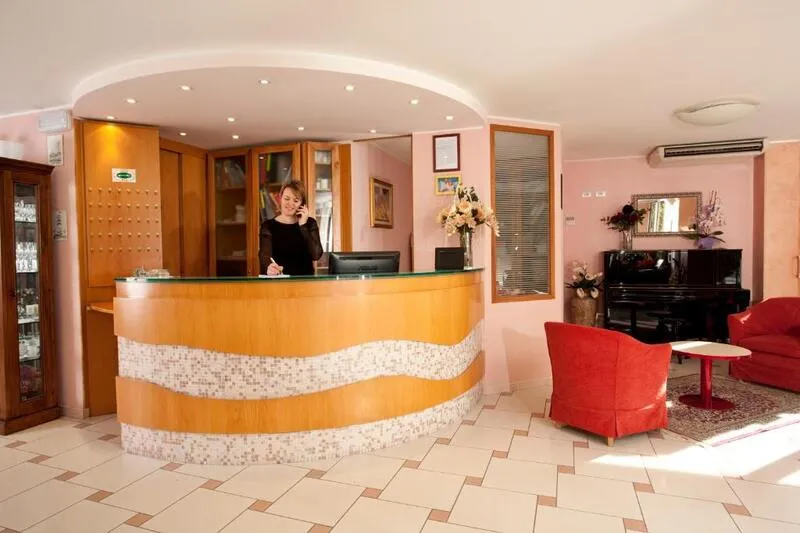 Sympathy Hotel - slika 2
