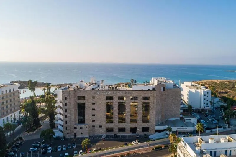 Adams Beach Hotel - slika 2