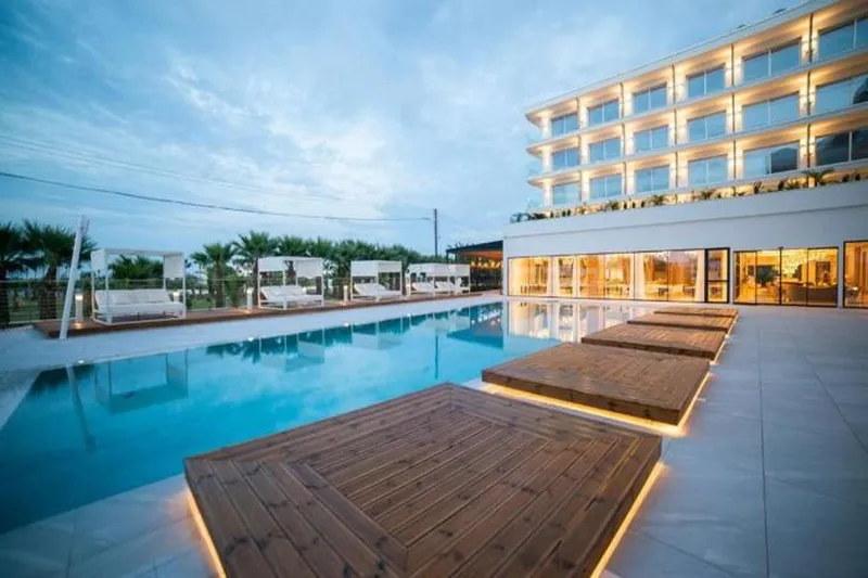 Hotel At Herbal - slika 4