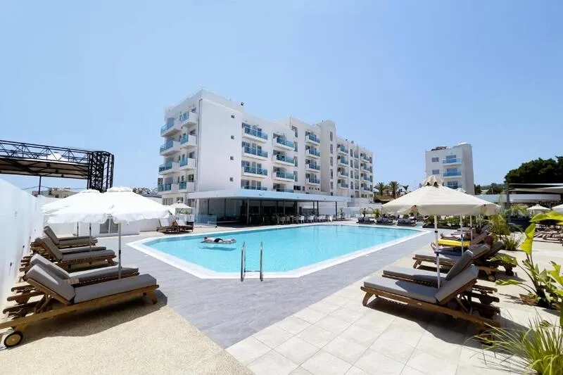 Kapetanios Bay Hotel - slika 2