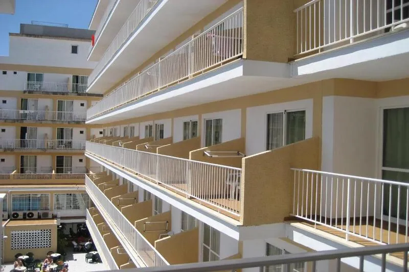 Riutort Hotel - slika 4