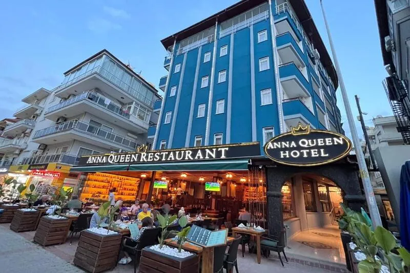 Hotel Anna Queen
