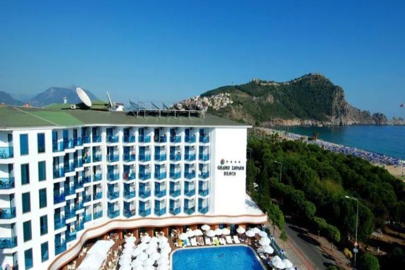 Hotel Grand Zaman Beach