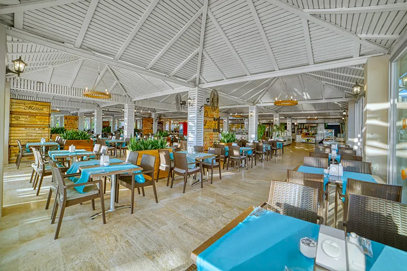 Justiniano Park Conti - slika 4