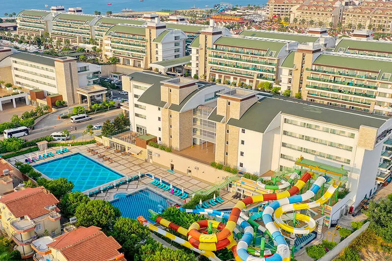Crystal Waterworld Aqua Collection Hotel - slika 2