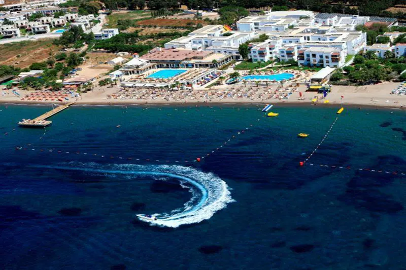 Armonia Holiday Village & Spa Hotel