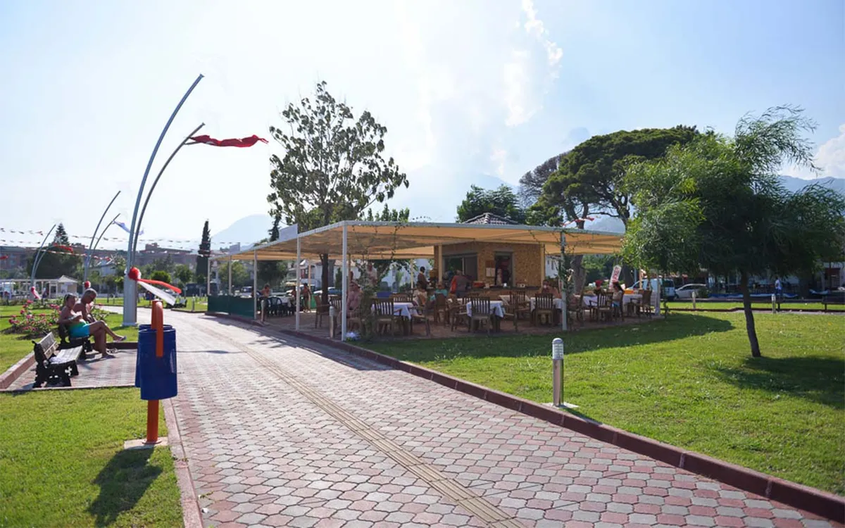 Pine House Hotel - slika 2