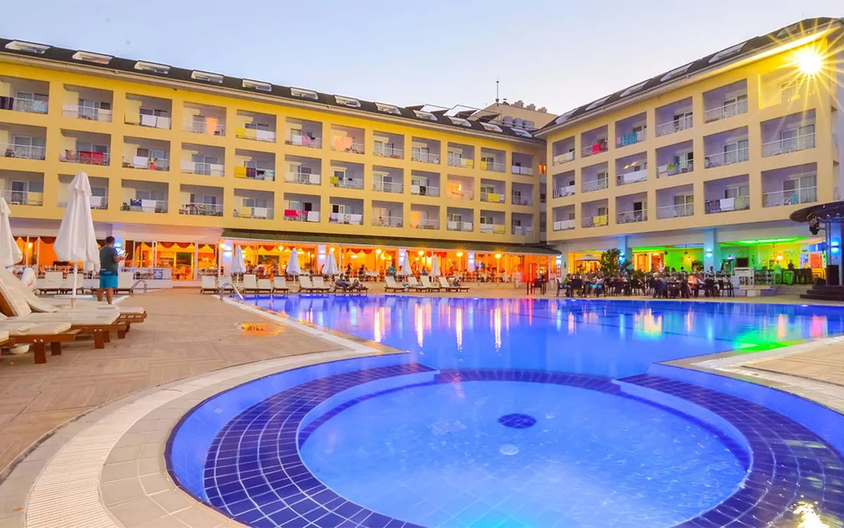Pine House Hotel - slika 4