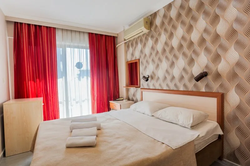 Saturn Hotel - slika 4