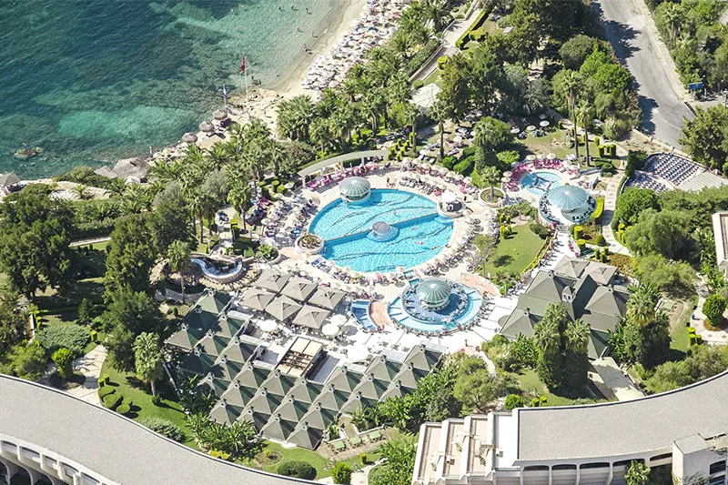 The Grand Blue Sky Hotel