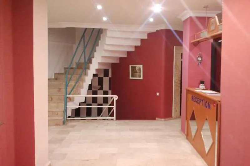 Urgenc Hotel - slika 3