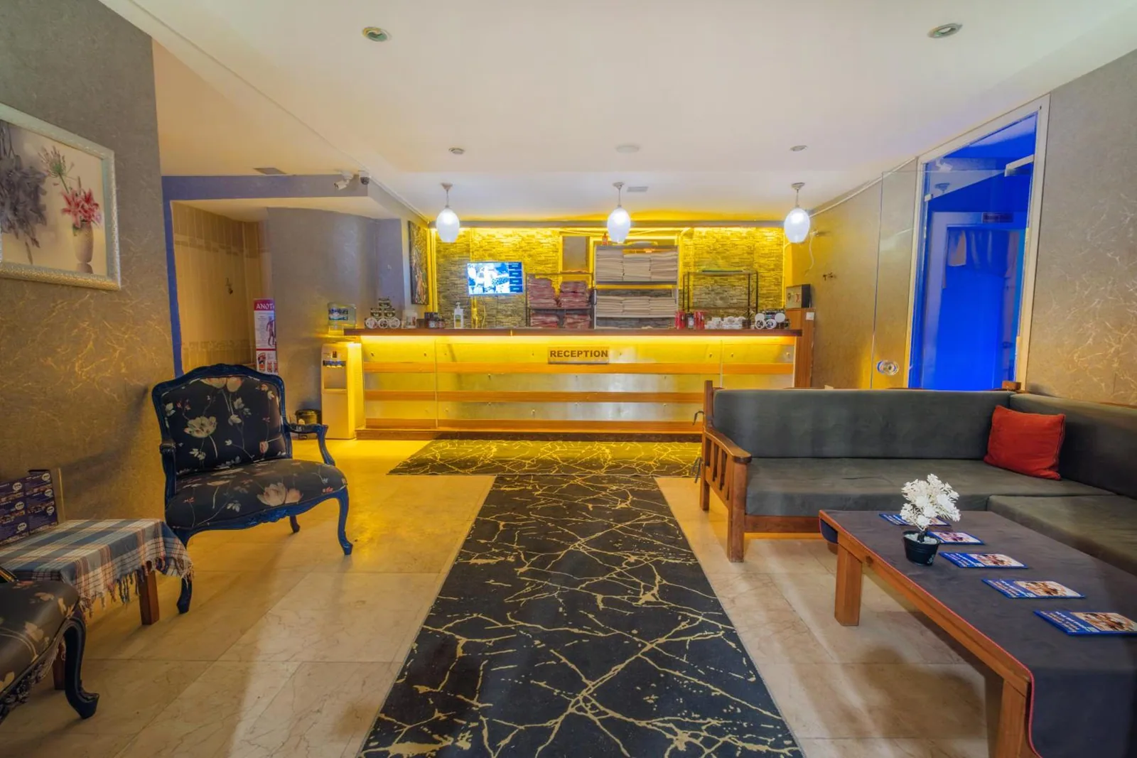 Recepcija sa sofom i foteljom · Hotel Sun Beach Hill, Side