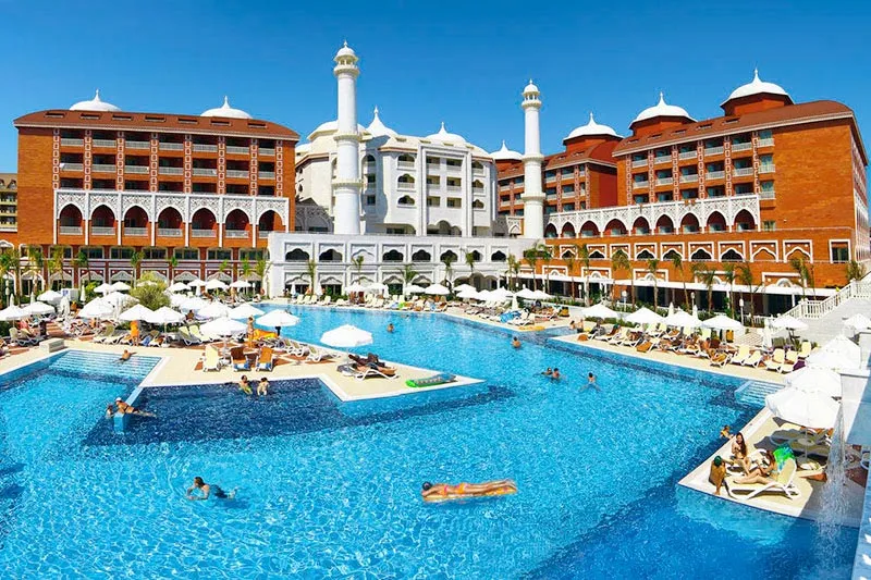 Royal Taj Mahal Hotel